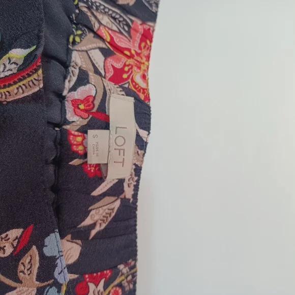 LOFT Black Maxi Skirt with Floral Design - Picture 2 of 5